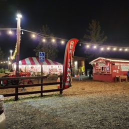Alhambra Christmas  Farm