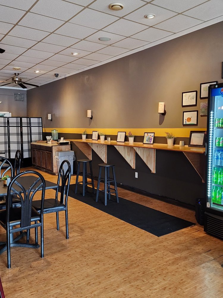 Astin J's, Groton Roadtrippers