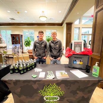 Finch’s Tree Service - Local tree service the United Way disaster recovery event educating homeowners and property managers on what to do after a natural disaster. - Tree Services Near Me - Mobile, Alabama