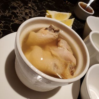 Din Tai Fung - Steamed chicken soup is great - Shanghainese Near Me - Glendale, California Din Tai Fung - Steamed chicken soup is great - Shanghainese Near Me - Glendale, California