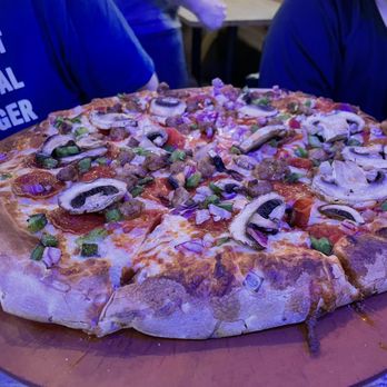 T.Dub's Pizzeria & Pub - Motor City Pizza (16" for $22) - Burgers Near Me - Frankenmuth, Michigan T.Dub's Pizzeria & Pub - Motor City Pizza (16" for $22) - Burgers Near Me - Frankenmuth, Michigan