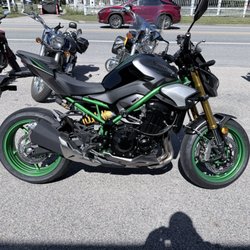 Razee Motorcycle Center - Z900se