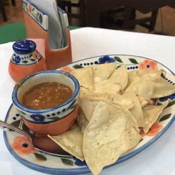 La Gorda Corona - Chips and salsa, complementary - Mexican Near Me - Guadalajara, JAL