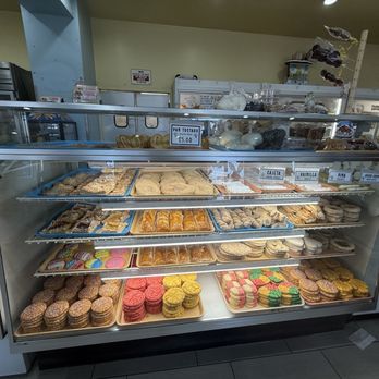 La Purisima Bakery - Bakeries Near Me - Glendale, Arizona