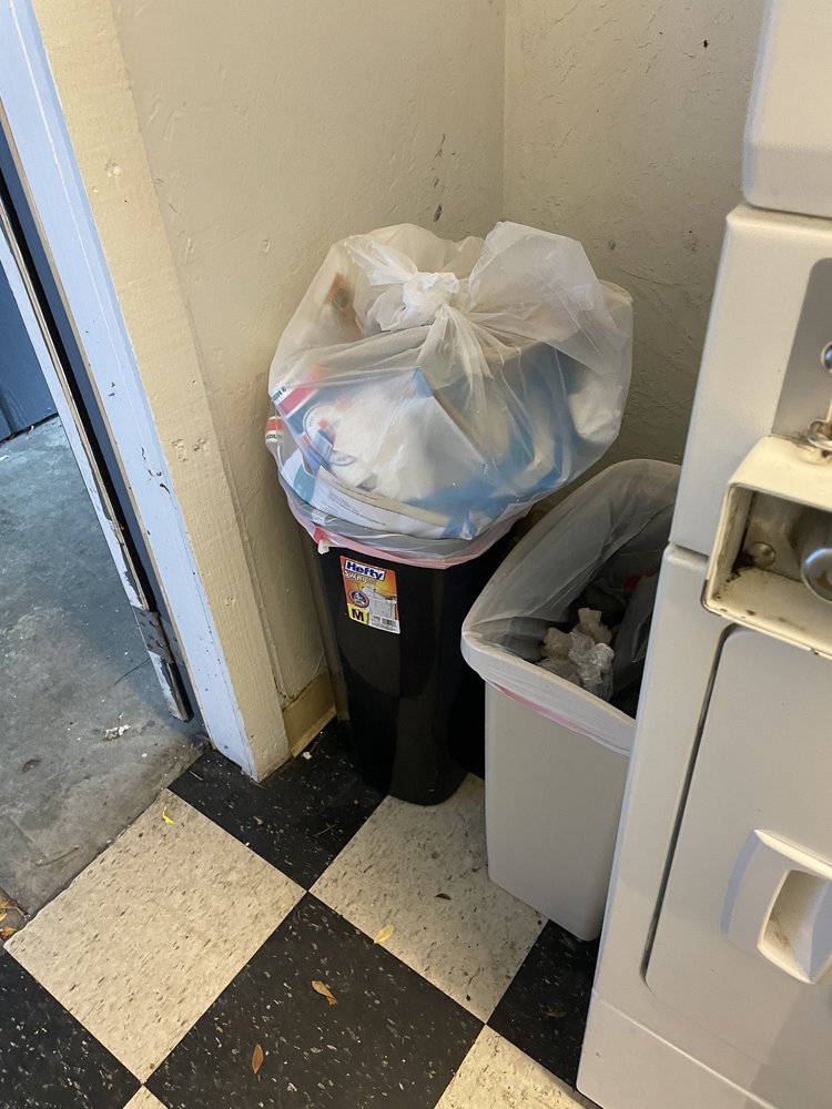 FOREST GLENN APARTMENTS Updated September 2024 22 Photos & 20