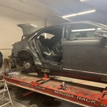 The Collision Shop - Getting ready for a pull on the 2019 Continental. - Body Shops Near Me - Brownstown, Michigan