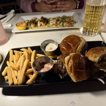 Story - Wagyu Sliders and chicken pacata - Breakfast & Brunch Near Me - Whittier, California Story - Wagyu Sliders and chicken pacata - Breakfast & Brunch Near Me - Whittier, California