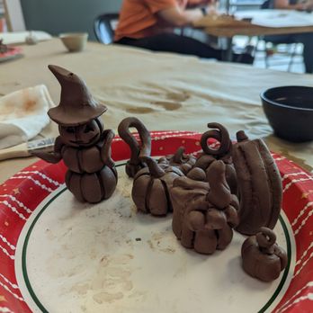 Gravesco Pottery - Mini pumpkin wokshop - Home Decor Near Me - Indianapolis, Indiana