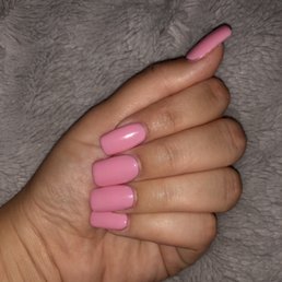 Acrylic and gel polish by Kevin. Love them.