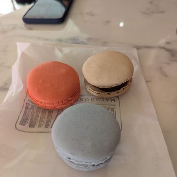 Lady Yum - Pioneer Square - From bottom clockwise  Lavender, Raspberry, Espresso.  Loved the Raspberry and Espresso the most. - Macarons Near Me - Seattle, Washington