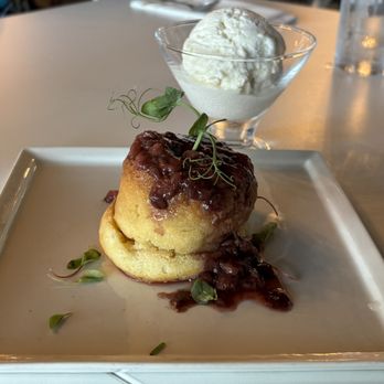 Magnolia Bistro - Butter Cake ($14 + $3 for a la mode)...delicious! - Wine Bars Near Me - Claremont, California Magnolia Bistro - Butter Cake ($14 + $3 for a la mode)...delicious! - Wine Bars Near Me - Claremont, California