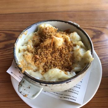 Doc Ponds - Mac and cheese - Bars Near Me - Stowe, Vermont