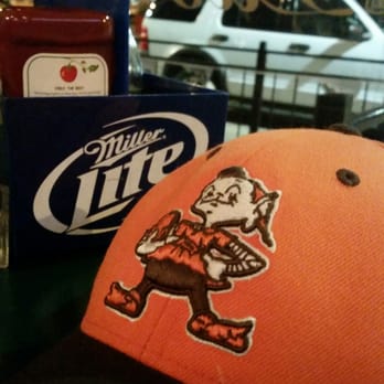 Flannery's Pub - Sports Bars Near Me - Cleveland, Ohio