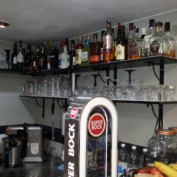 Restaurante Qualquer Hora - Tapas/Small Plates Near Me - Lisbon, 11