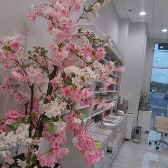 Oasis Nail Salon - Decore - Nail Salons Near Me - Suffolk, Virginia
