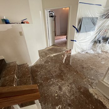 Top Notch Flood - Hallway cleared of "stuff" - Damage Restoration Near Me - San Marcos, California Top Notch Flood - Hallway cleared of "stuff" - Damage Restoration Near Me - San Marcos, California