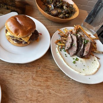 Samuel’s - Peanut butter smashed burger and steak fries! - Bars Near Me - Evansville, Indiana