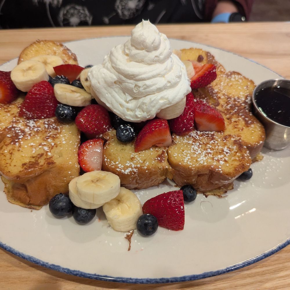 Miam Breakfast House - Red, White, and Blue French Toast (sans drizzle) - Breakfast & Brunch Near Me - High Point, North Carolina