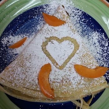 Au Bon Lieu - Banana and caramel crepe topped with fresh apricots - French Near Me - Hershey, Pennsylvania Au Bon Lieu - Banana and caramel crepe topped with fresh apricots - French Near Me - Hershey, Pennsylvania