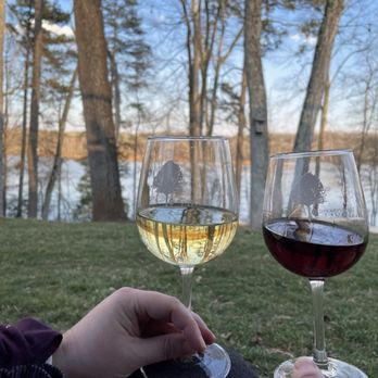 Old Homeplace Vineyard - Wine Tasting Room Near Me - Winston-Salem, North Carolina