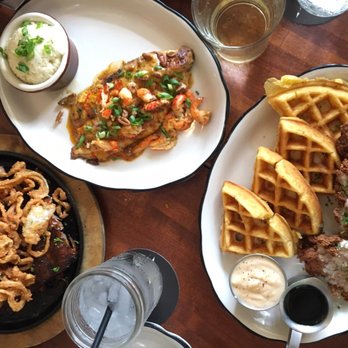 Moonshine Grill - Southern Near Me - Austin, Texas