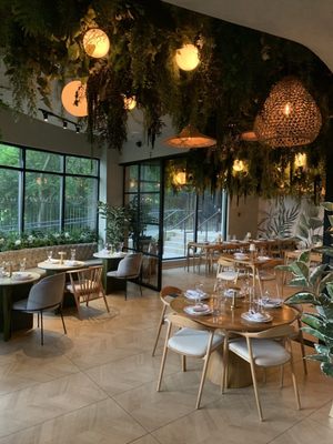 Verdure Kitchen & Cocktails by null