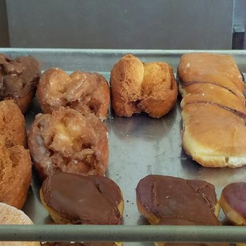 Christy's Donuts - Buttermilk donuts, Cinnamon, Chocolate donuts ! - Donuts Near Me - San Pedro, California