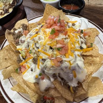 Alejos Mexican Grill & Bar - Beef nachos - Cocktail Bars Near Me - Madill, Oklahoma