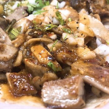 Taqueria El Tapatio - Pork cheek taco - Mexican Near Me - Camarillo, California