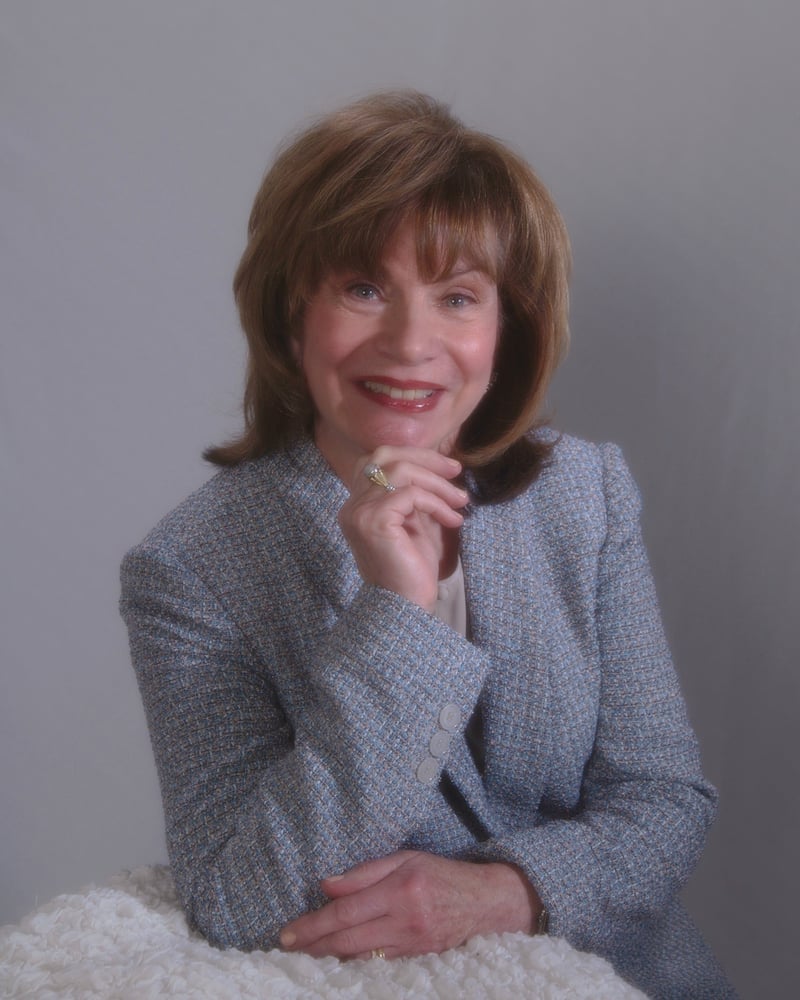 SHARON MCCAULEY COLDWELL BANKER RESIDENTIAL BROKERAGE Real Estate Agents 8 E Hinsdale Ave