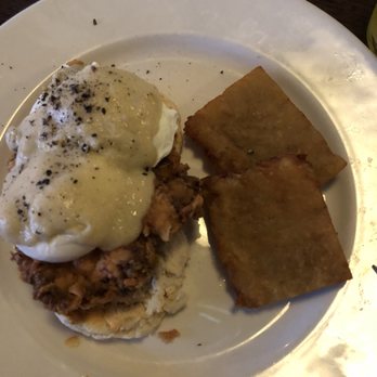 William Jeffrey's Tavern - Chicken and. Biscuits - American Near Me - Arlington, Virginia