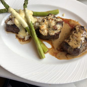 Eddie Merlot's - Trio of Filet Mignon Medallions* yummm - Steakhouses Near Me - Indianapolis, Indiana Eddie Merlot's - Trio of Filet Mignon Medallions* yummm - Steakhouses Near Me - Indianapolis, Indiana