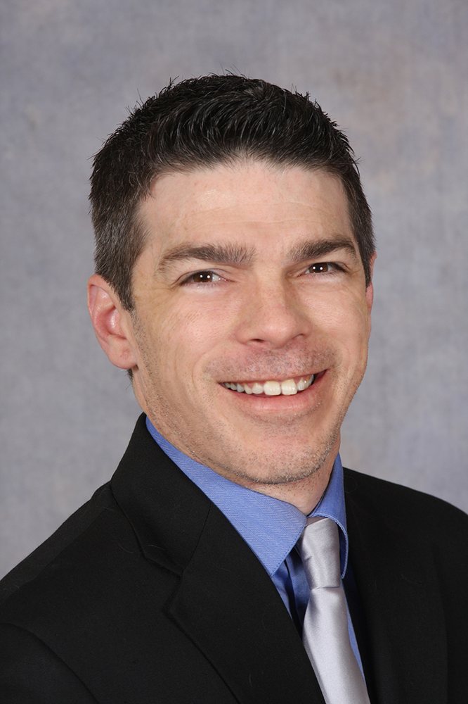 DANIEL LUSSIER WILLIAM RAVEIS REAL ESTATE Updated July 2024