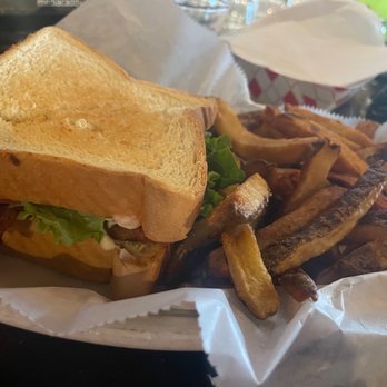 James Joyce Irish Pub & Eatery - BLT with homemade fries - Irish Near Me - Tampa, Florida