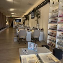 Nail spa