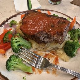 Meatloaf and Mashed Potatoes with steamed veggies