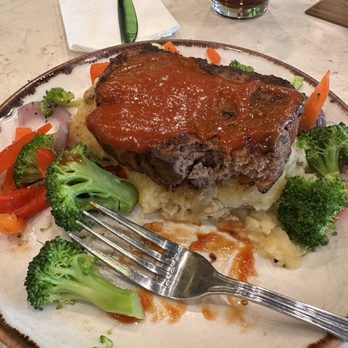 Portermill - Meatloaf and Mashed Potatoes with steamed veggies - Bars Near Me - Des Moines, Iowa