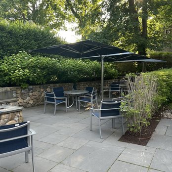 Inn on the Square - Outdoor sitting area - Hotels Near Me - Falmouth, Massachusetts