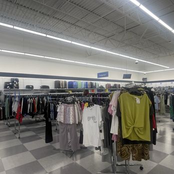 Ross Dress for Less - clothes - Women's Clothing Near Me - Westland, Michigan Ross Dress for Less - clothes - Women's Clothing Near Me - Westland, Michigan