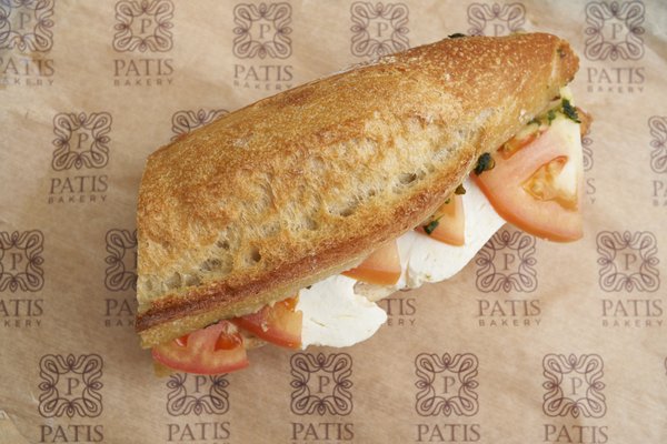 Patis Bakery by null