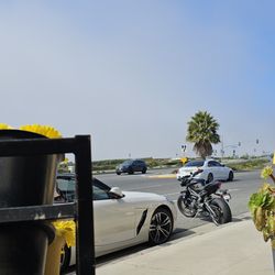 Del Amo Motorsports of Long Beach - Sunday morning brunch ride in PV