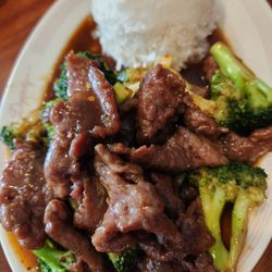 Wong's Chopsticks - Beef and broccoli