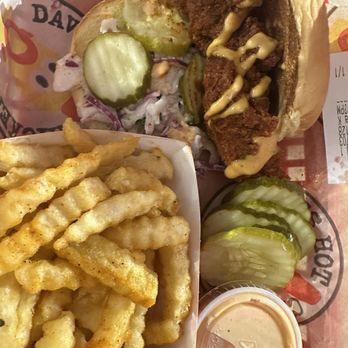 Dave's Hot Chicken - Chicken Shop Near Me - Boston, Massachusetts