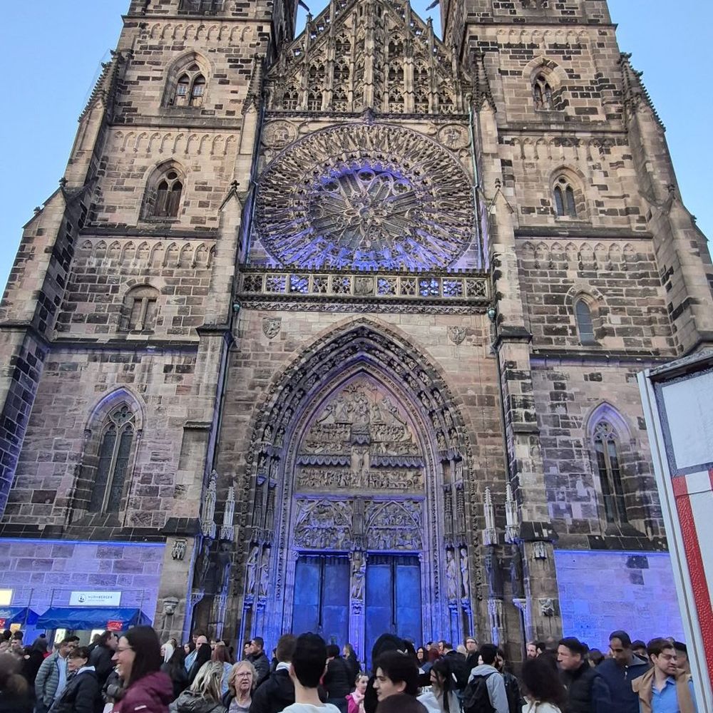 St. Lorenz Kirche - Churches Near Me - Nuremberg, BY