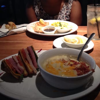 Cheddar's Scratch Kitchen - Lunch combo - potato soup & half cheddar club 7$ Salmon w/ corn & broccoli cheddar casserole dinner size 10.80$ - American Near Me - Sugar Land, Texas Cheddar's Scratch Kitchen - Lunch combo - potato soup & half cheddar club 7$ Salmon w/ corn & broccoli cheddar casserole dinner size 10.80$ - American Near Me - Sugar Land, Texas
