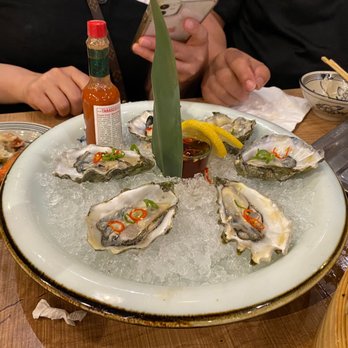 The Fish Man - Oysters. Pretty but not fresh at all - Seafood Near Me - Richmond, British Columbia