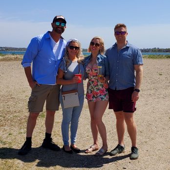 Sandy Point Beach - Beaches Near Me - Portsmouth, Rhode Island