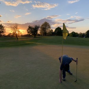 UNICORN GOLF COURSE 16 Photos 57 Reviews 460 William St Stoneham