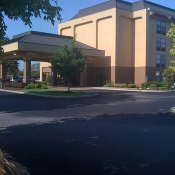 Hampton Inn Toledo-South/Maumee - Hotels Near Me - Maumee, Ohio