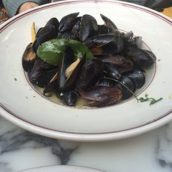 Le Diplomate - Brasseries Near Me - Washington, DC, District of Columbia Le Diplomate - Brasseries Near Me - Washington, DC, District of Columbia